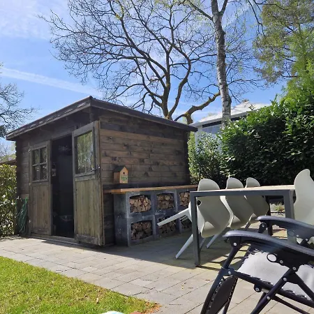 Veluws Huisje Chalet Nr 440 ベークベーゲン